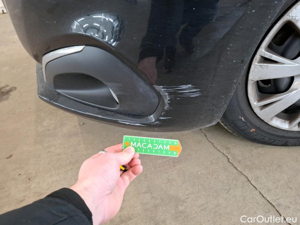  Peugeot  208  Affaire Premium Pack 1.5 HDi 100CV BVM5 E6dT #23