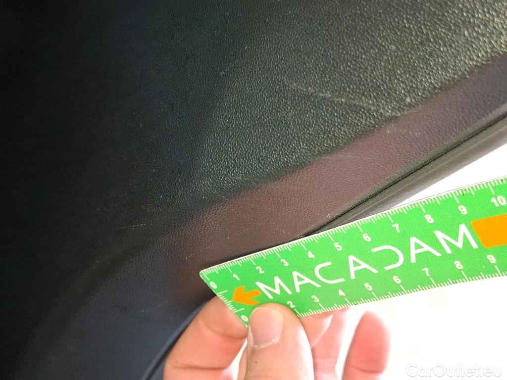  Peugeot  208  Affaire Premium Pack 1.5 HDi 100CV BVM5 E6dT #43