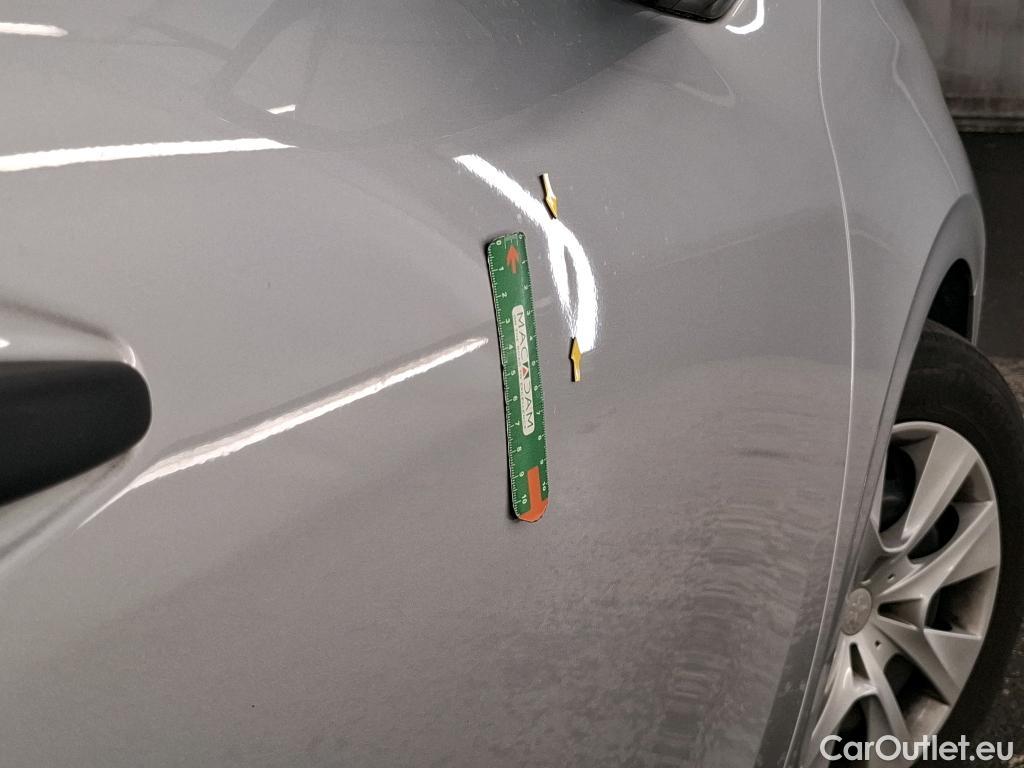  Peugeot  208  Affaire Premium 1.6 HDi 100CV BVM5 E6 #6