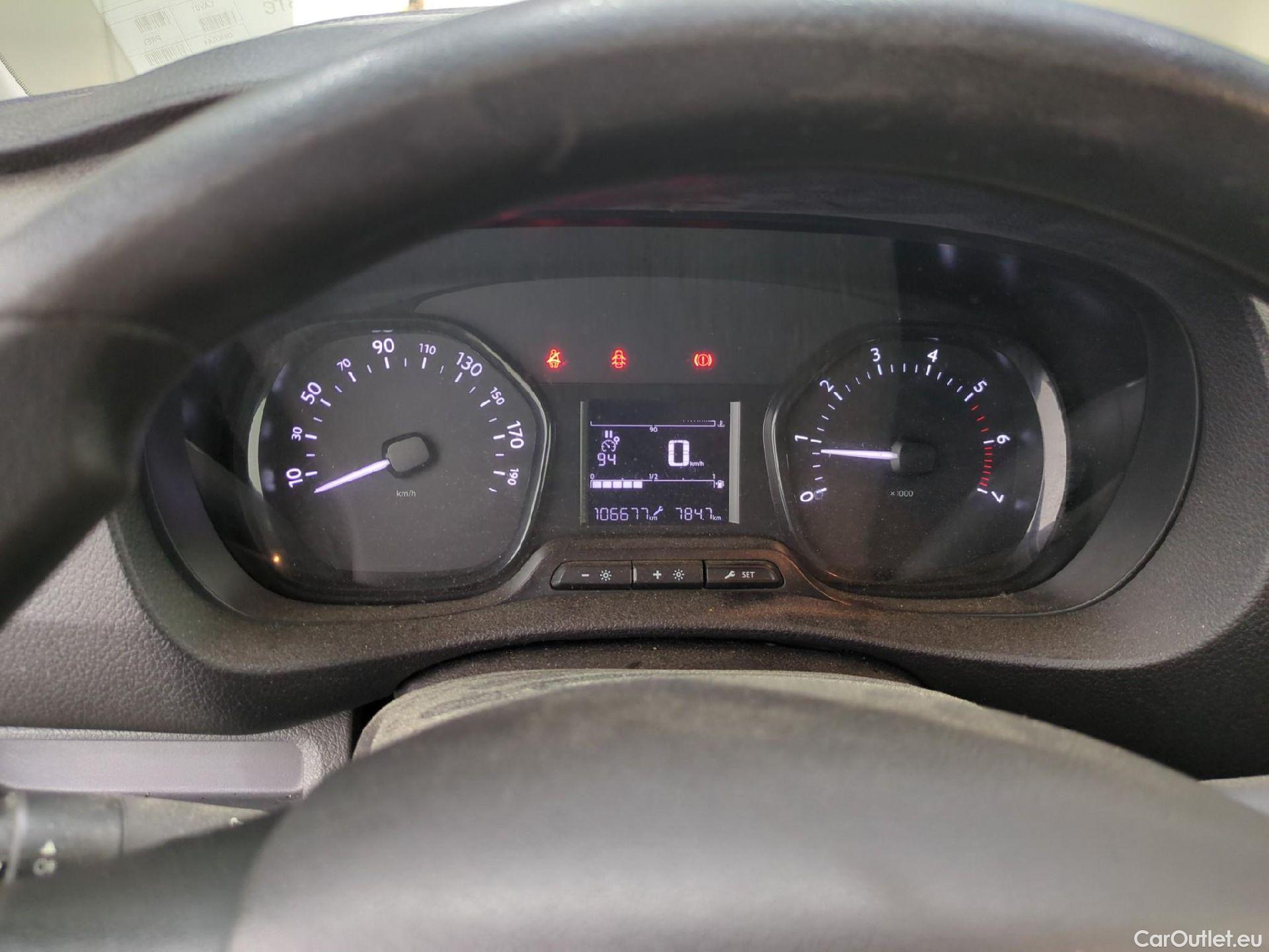  Citroen  Jumpy  Fourgon Club M 1.5 BlueHDi 100CV BVM6 E6d #15