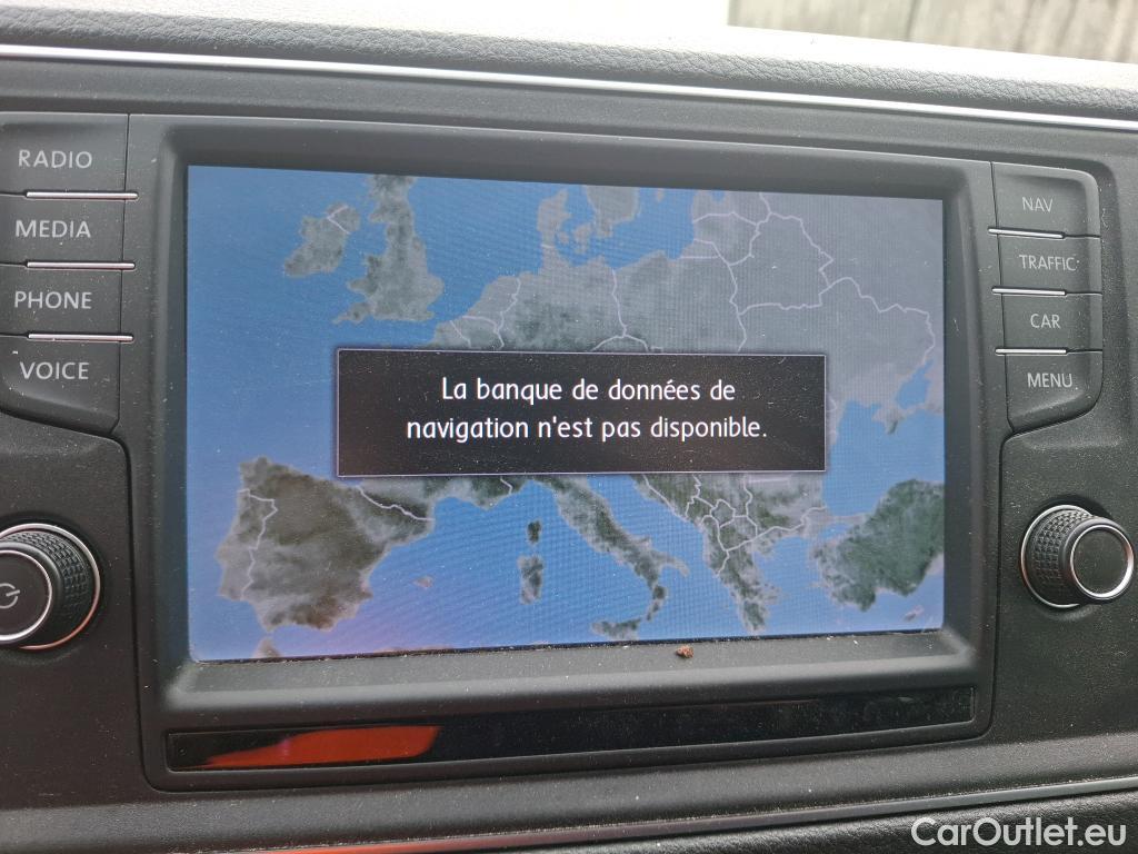  Volkswagen  Crafter  Fourgon 35 Fourgon L4H3 FWD 2.0 TDI 140CV BVM6 E6 #9