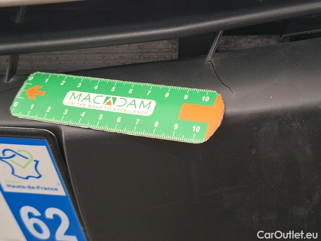  Peugeot  208  Affaire Premium 1.6 HDi 100CV BVM5 E6 #12