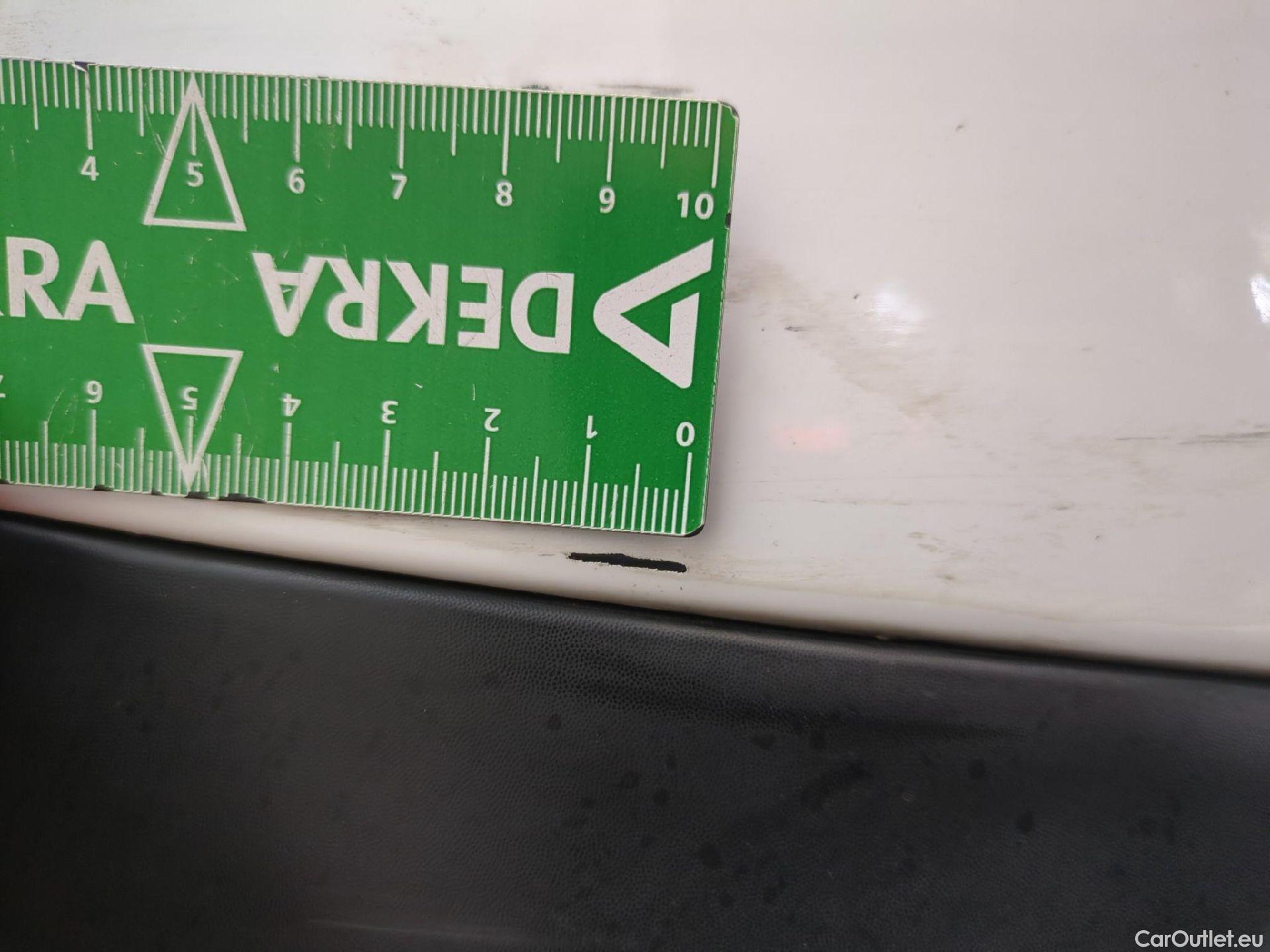  Peugeot  Expert PEUGEOT  VU 4p Fourgon 2.0 BlueHDi 120 S&S Standard Premium P. #10