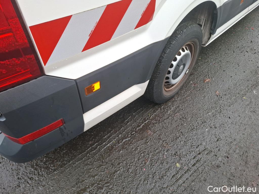  Volkswagen  Crafter  Fourgon 35 Fourgon L4H3 FWD 2.0 TDI 140CV BVM6 E6 #1