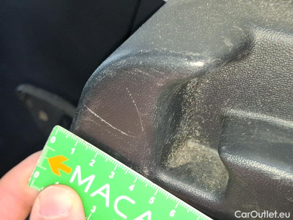  Peugeot  208  Affaire Premium Pack 1.5 HDi 100CV BVM5 E6dT #57