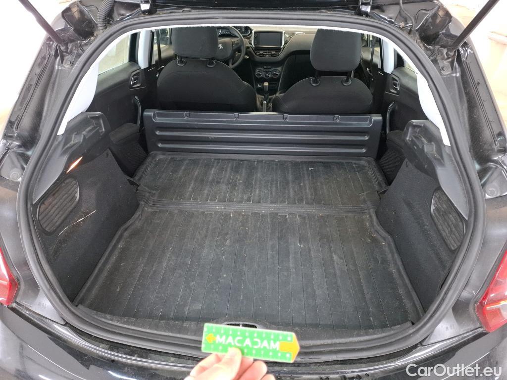  Peugeot  208  Affaire Premium Pack 1.5 HDi 100CV BVM5 E6dT #1