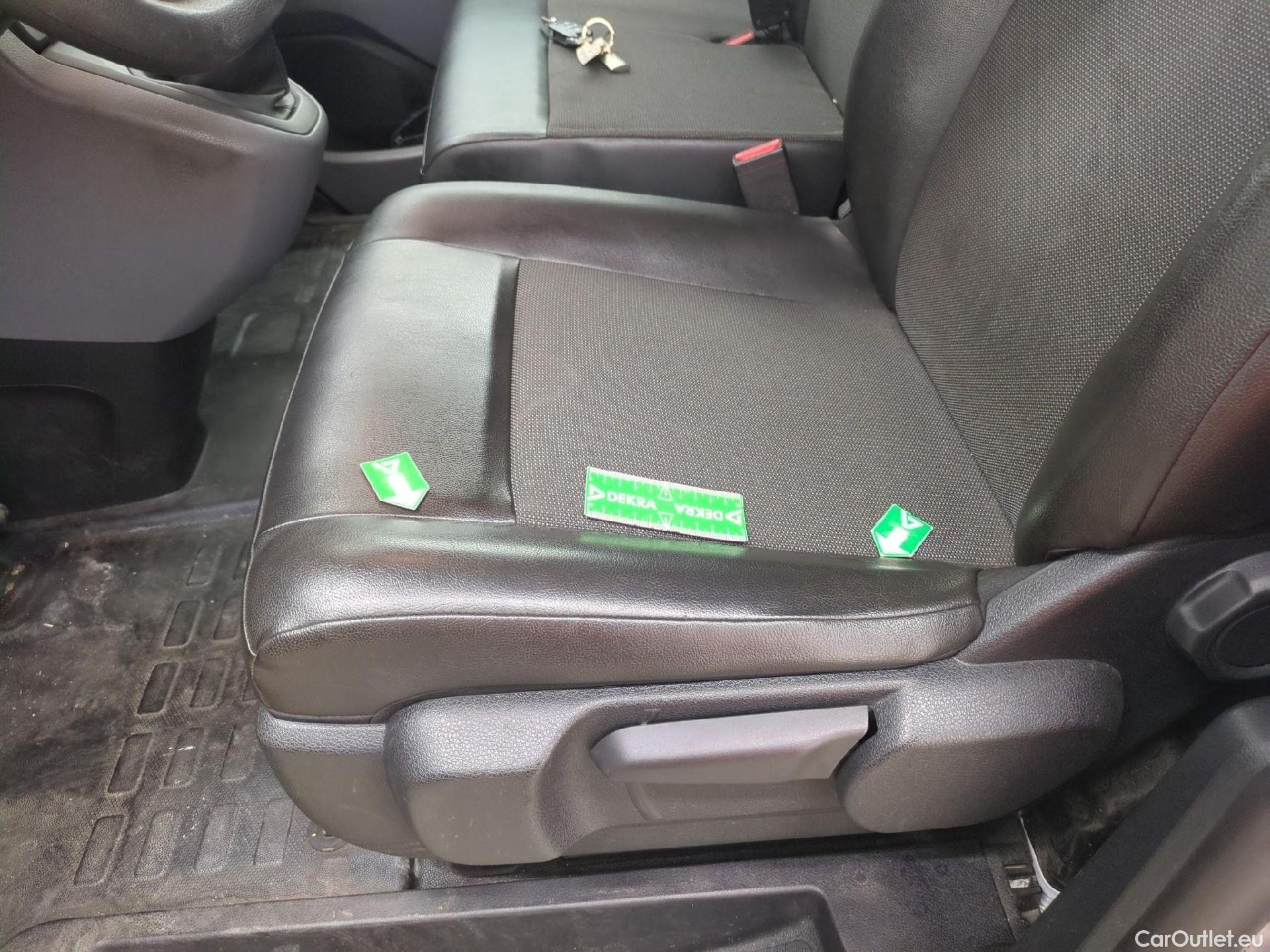  Peugeot  Expert PEUGEOT  VU 4p Fourgon 2.0 BlueHDi 120 S&S Standard Premium P. #21