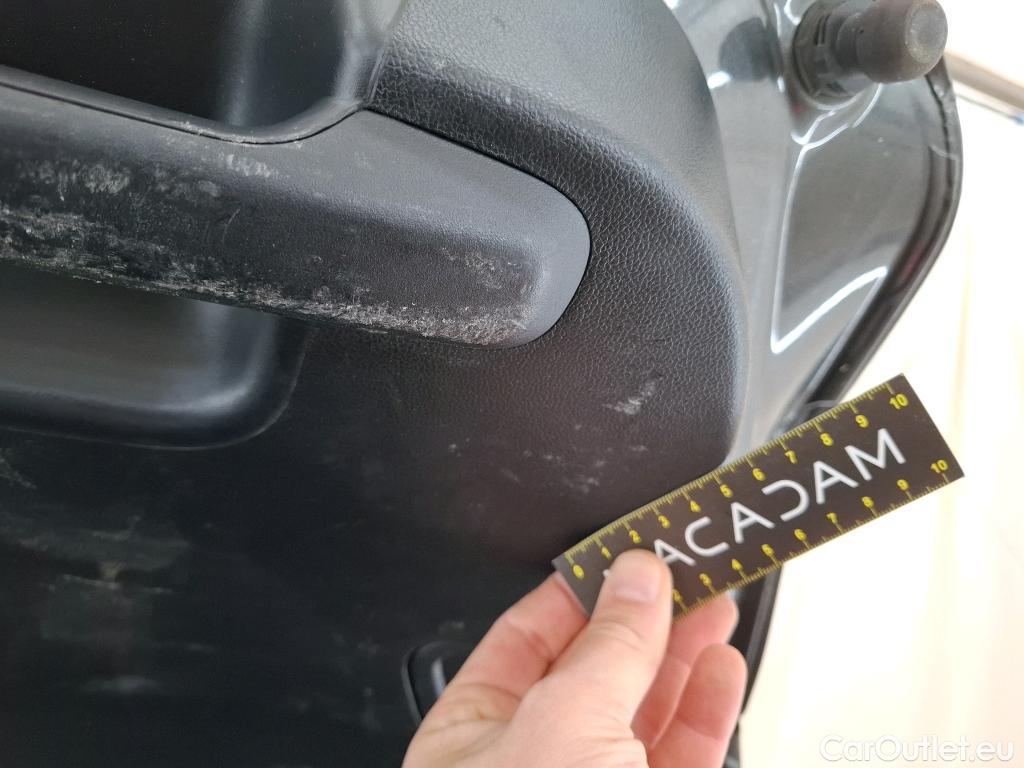  Ford  Focus FORD  / 2018 / 5P / Berline 1.0 EcoBoost 125ch St-Line #48