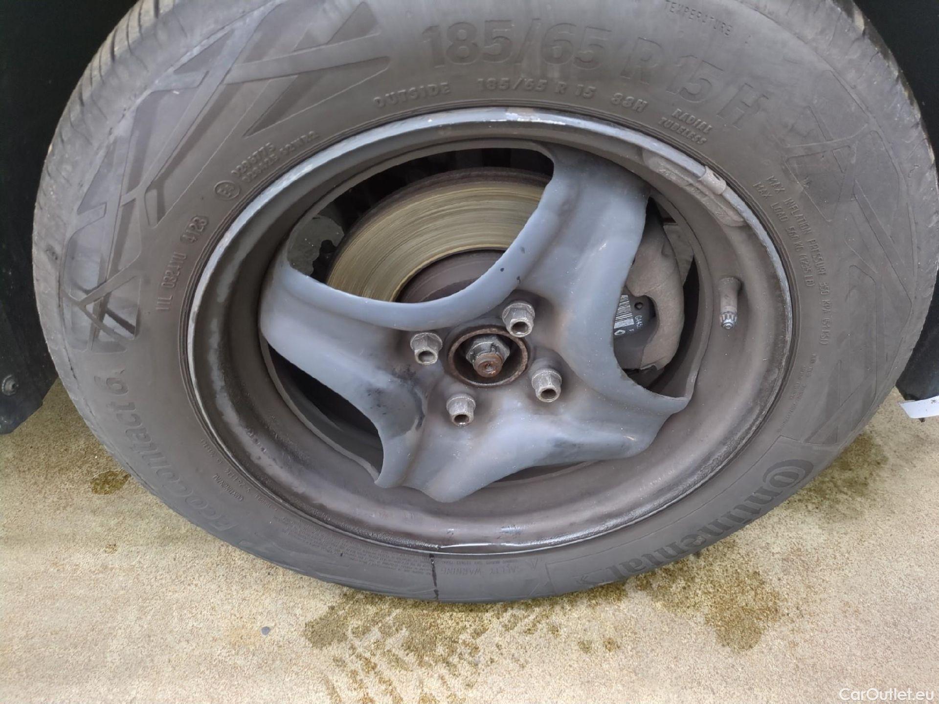  Dacia  Sandero  III Confort 1.0 TCe 90CV BVM5 E6d #17