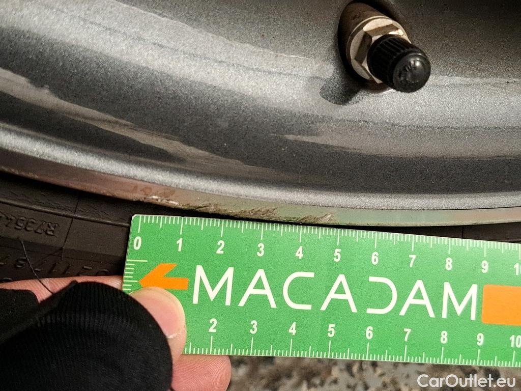  Bmw  Serie 5 BMW Série 5 Touring / 2020 / 5P / Break 530e 292ch Busi Design BVA8 #28