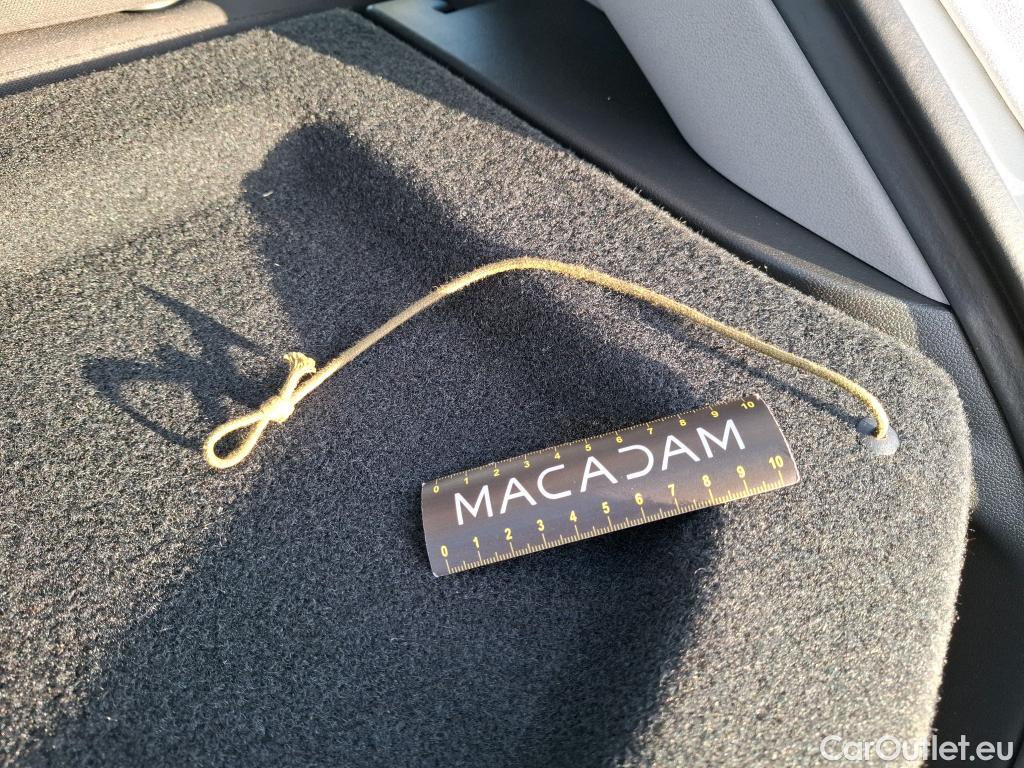  Hyundai  Konna Kona Business Hybrid 2WD 1.6 GDI 140CV BVA6 E6d #2