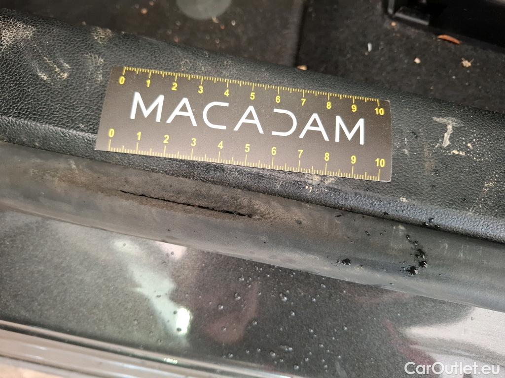  Ford  Focus FORD  / 2018 / 5P / Berline 1.0 EcoBoost 125ch St-Line #35