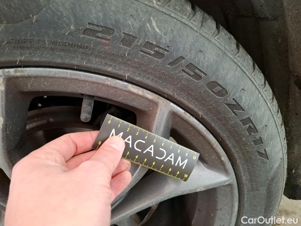  Ford  Focus FORD  / 2018 / 5P / Berline 1.0 EcoBoost 125ch St-Line #25