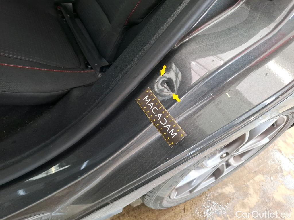  Ford  Focus FORD  / 2018 / 5P / Berline 1.0 EcoBoost 125ch St-Line #14