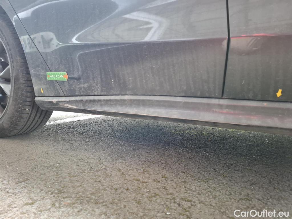  Ford  Focus FORD  / 2018 / 5P / Berline 1.0 EcoBoost 125ch St-Line #16