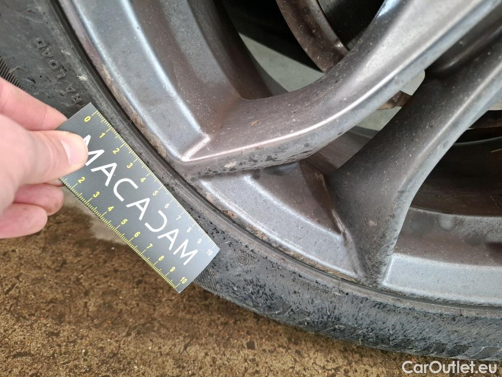  Ford  Focus FORD  / 2018 / 5P / Berline 1.0 EcoBoost 125ch St-Line #26