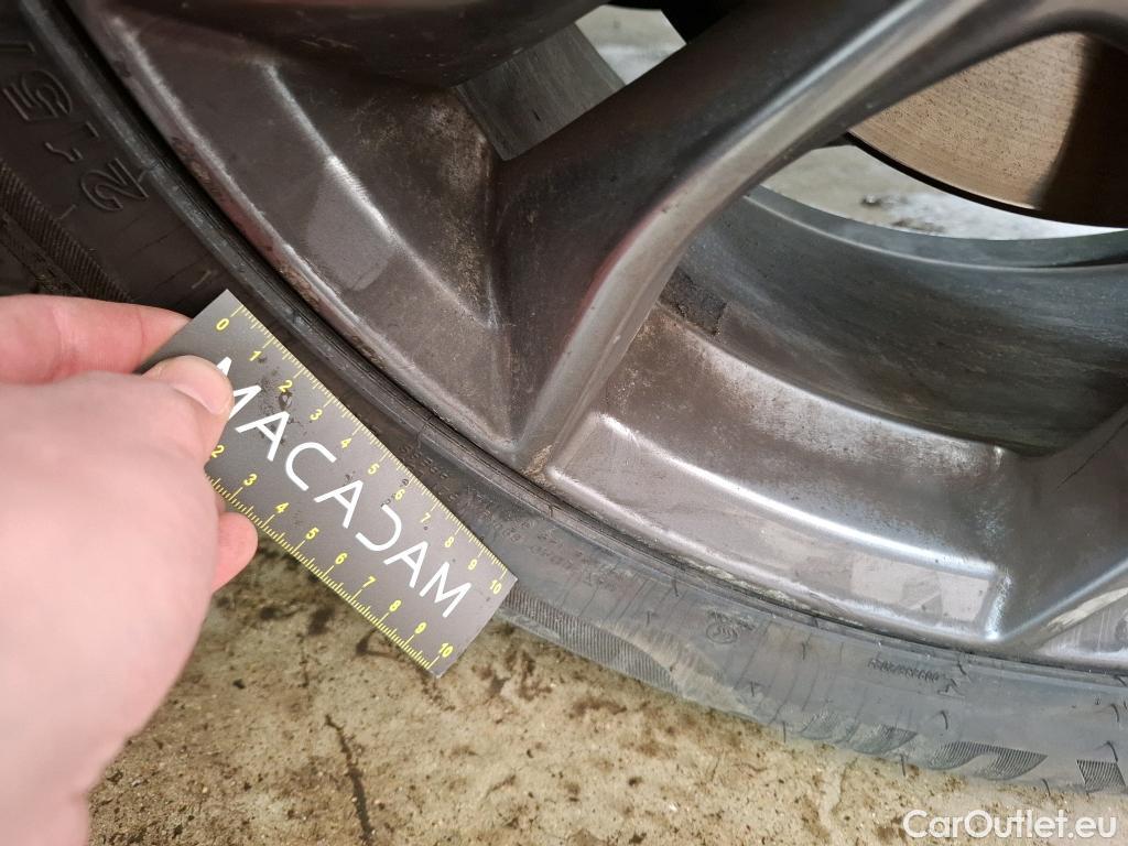  Ford  Focus FORD  / 2018 / 5P / Berline 1.0 EcoBoost 125ch St-Line #33