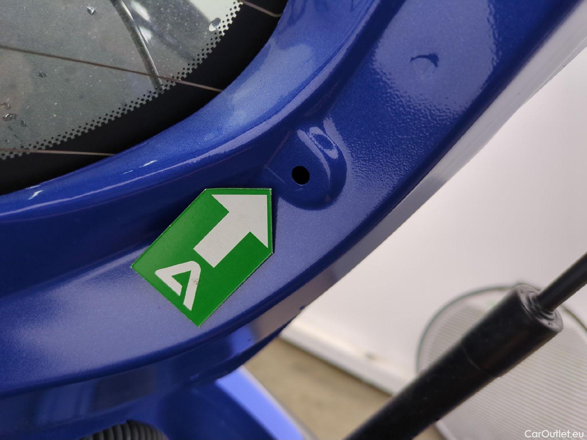  Opel  Corsa  F Elegance Business 1.2 Turbo 100CV BVM6 E6d #2