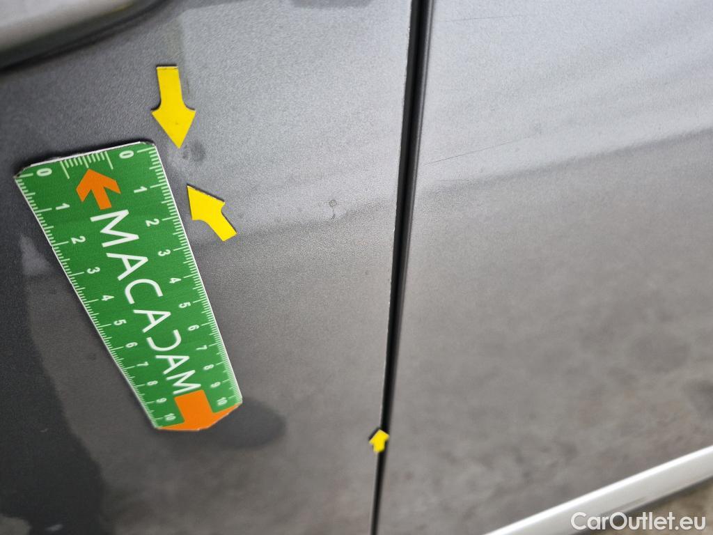  Peugeot  2008  Allure Pack 1.5 HDi 130CV BVA8 E6d #23