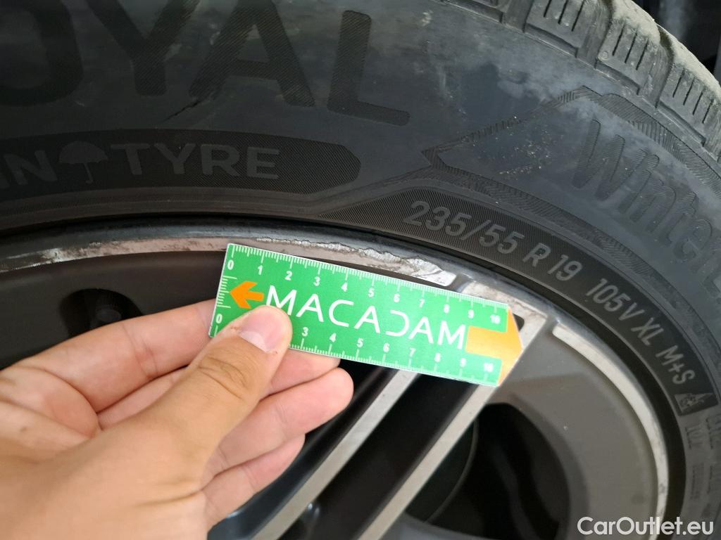  Mercedes  G-Klasee MERCEDES-BENZ GLC / 2019 / 5P / SUV 2.0 GLC 300 E AMG LINE 4MATIC #20