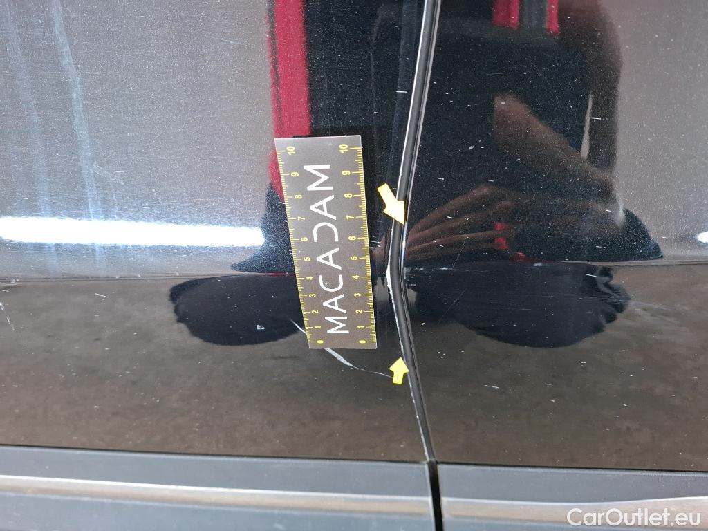  Mercedes  GLA MERCEDES-BENZ  / 2020 / 5P / SUV 1.3  250 e BUSINESS LINE DCT #29