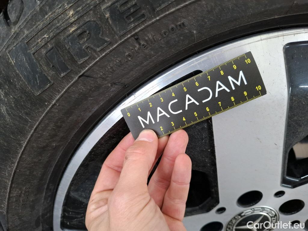  Mercedes  GLB MERCEDES-BENZ  / 2019 / 5P / SUV  200 d Business Line #24