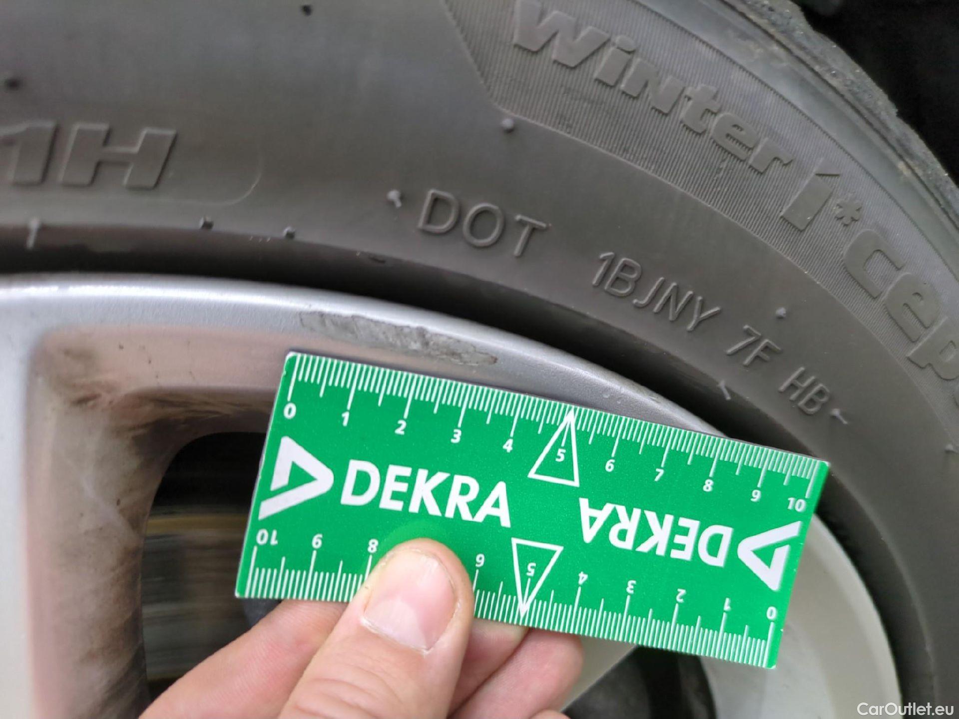  Opel  Corsa  F Elegance Business 1.2 Turbo 100CV BVM6 E6d #8