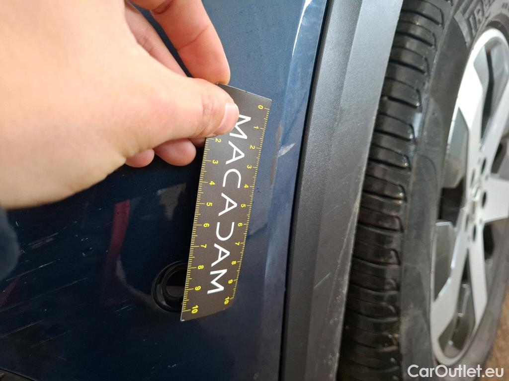  Mercedes  GLB MERCEDES-BENZ  / 2019 / 5P / SUV  200 d Business Line #8