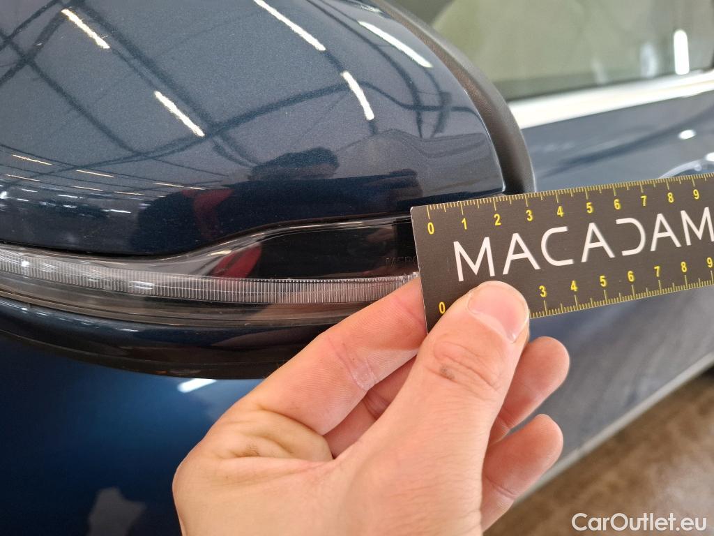  Mercedes  GLB MERCEDES-BENZ  / 2019 / 5P / SUV  200 d Business Line #45