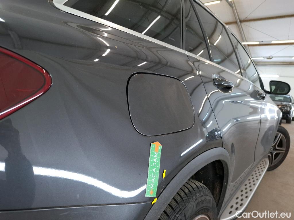  Mercedes  G-Klasee MERCEDES-BENZ GLC / 2019 / 5P / SUV 2.0 GLC 300 E AMG LINE 4MATIC #25