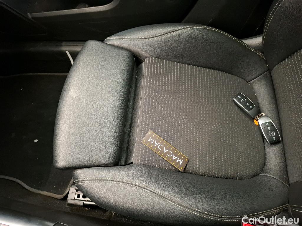  Mercedes  GLA MERCEDES-BENZ  / 2020 / 5P / SUV 1.3  250 e BUSINESS LINE DCT #40