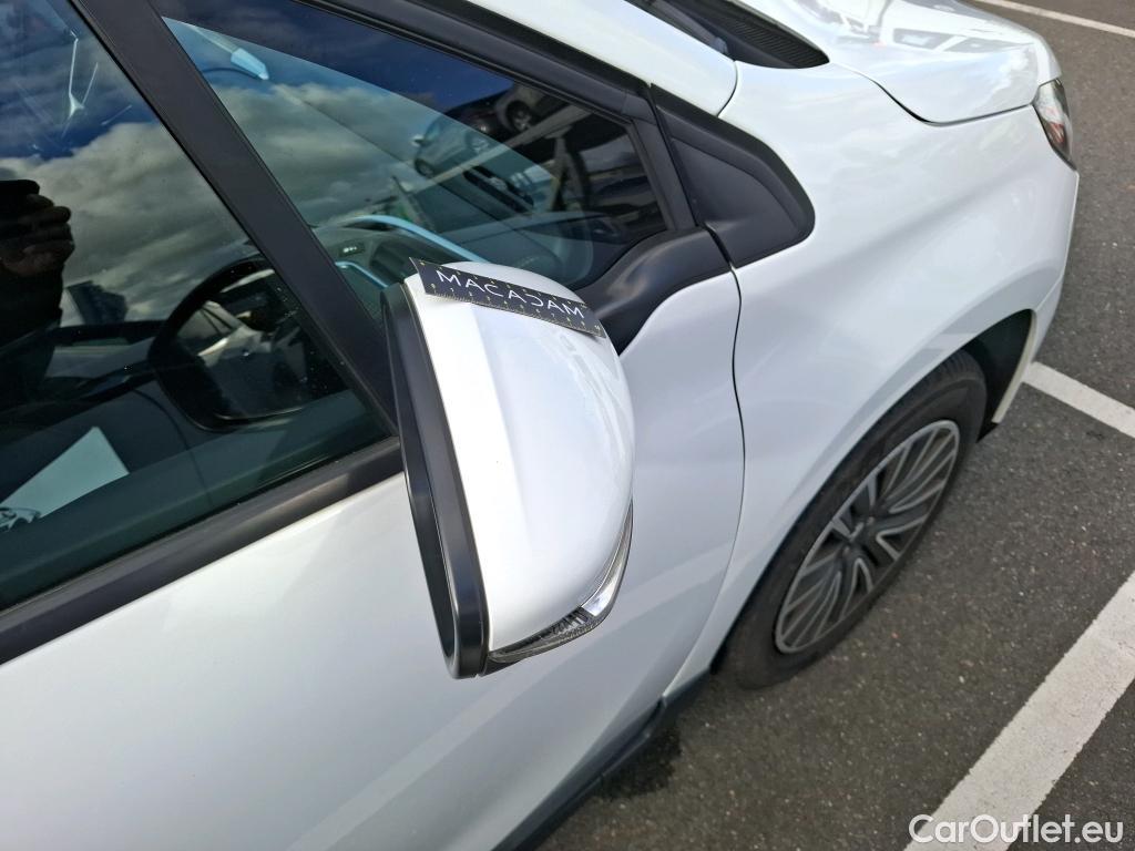  Peugeot  2008 PEUGEOT  / 2016 / 5P / Crossover Puretech 110 S&S ACTIVE #27