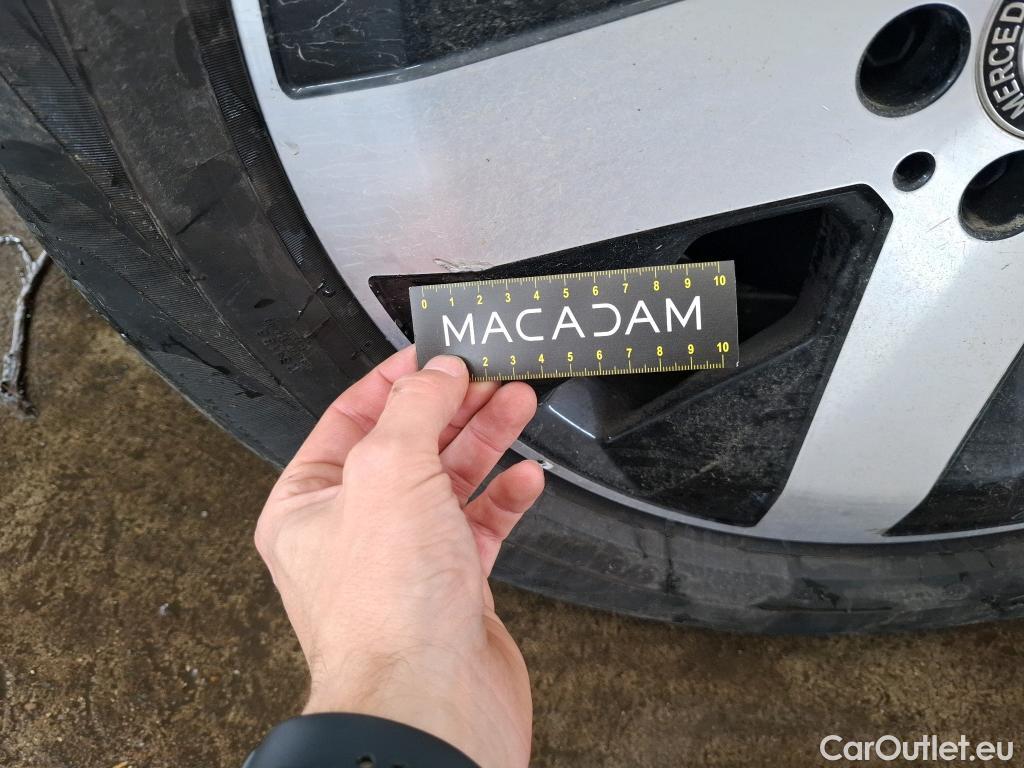  Mercedes  GLB MERCEDES-BENZ  / 2019 / 5P / SUV  200 d Business Line #27