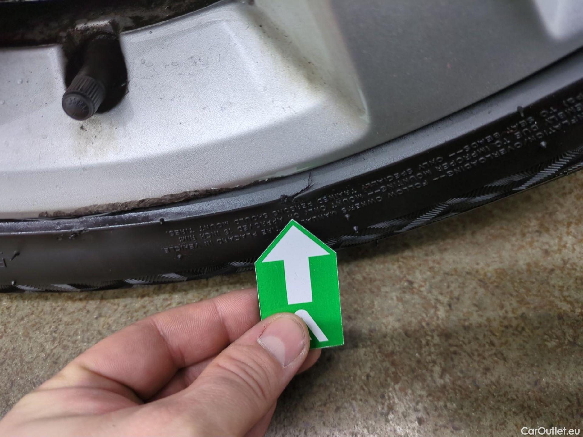  Opel  Corsa  F Elegance Business 1.2 Turbo 100CV BVM6 E6d #9