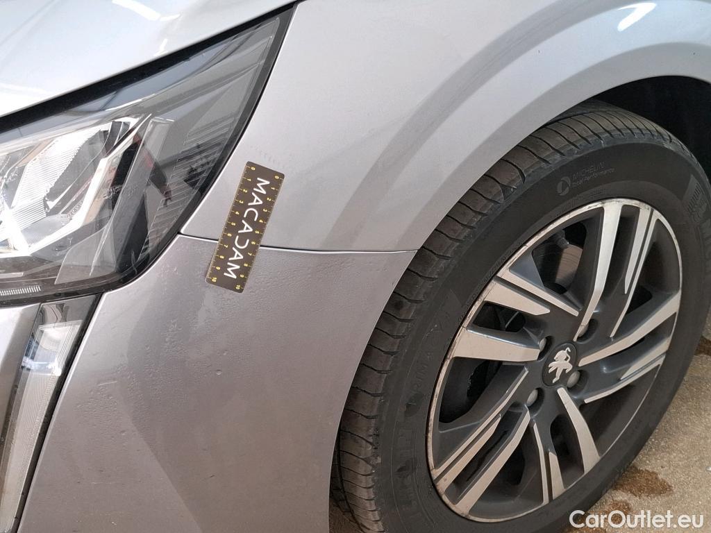  Peugeot  208  Allure Business 1.2 PureTech 100CV BVM6 E6d #2