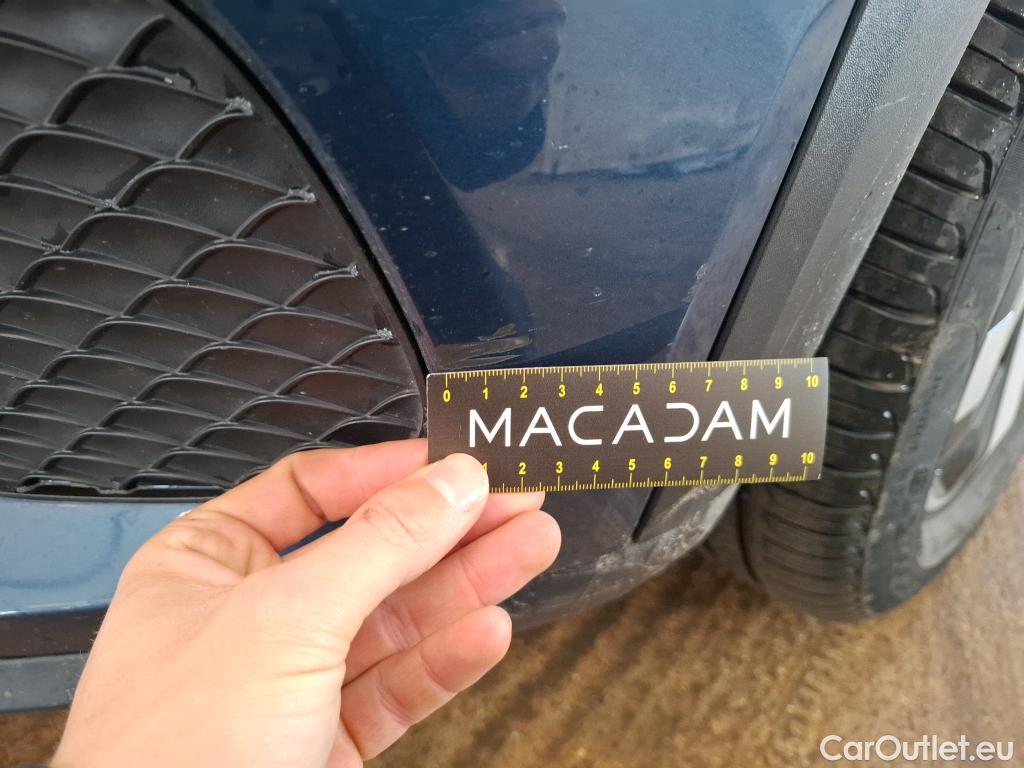  Mercedes  GLB MERCEDES-BENZ  / 2019 / 5P / SUV  200 d Business Line #9