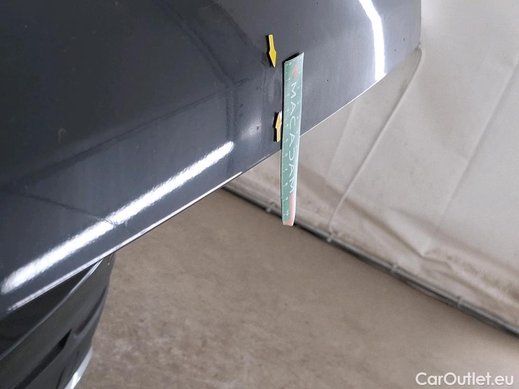  Mercedes  G-Klasee MERCEDES-BENZ GLC / 2019 / 5P / SUV 2.0 GLC 300 E AMG LINE 4MATIC #28