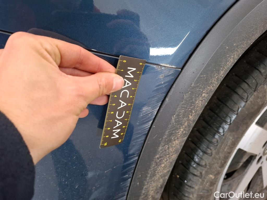  Mercedes  GLB MERCEDES-BENZ  / 2019 / 5P / SUV  200 d Business Line #13