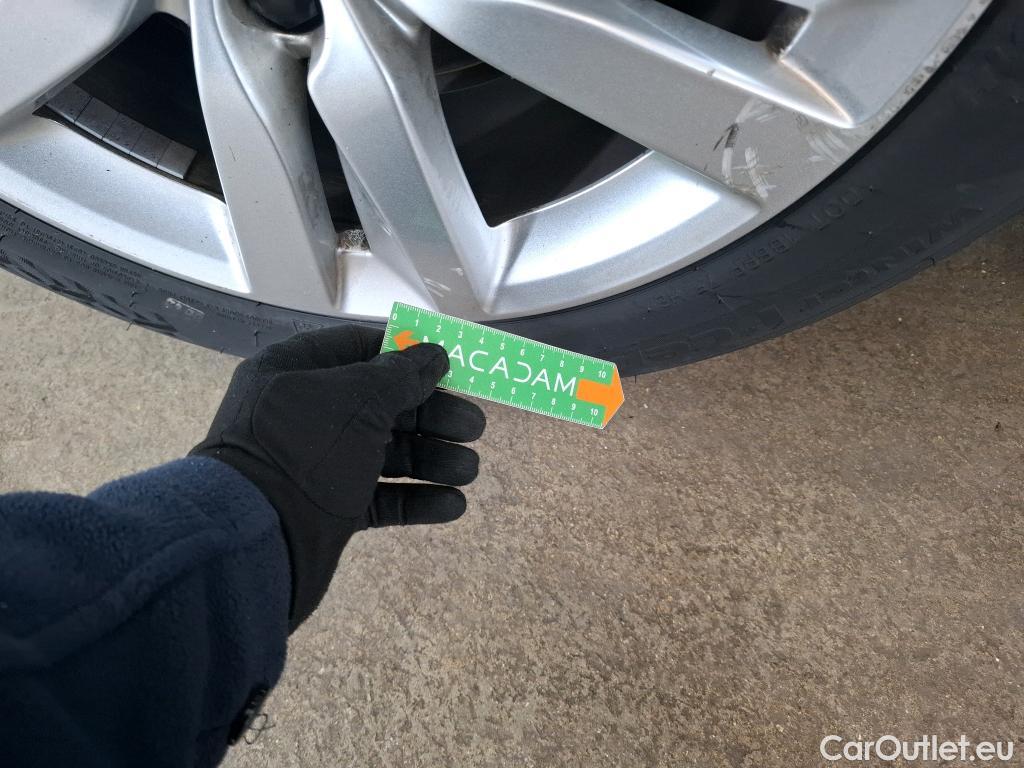  Peugeot  308  SW Active Business 1.5 HDi 130CV BVA8 E6d #25