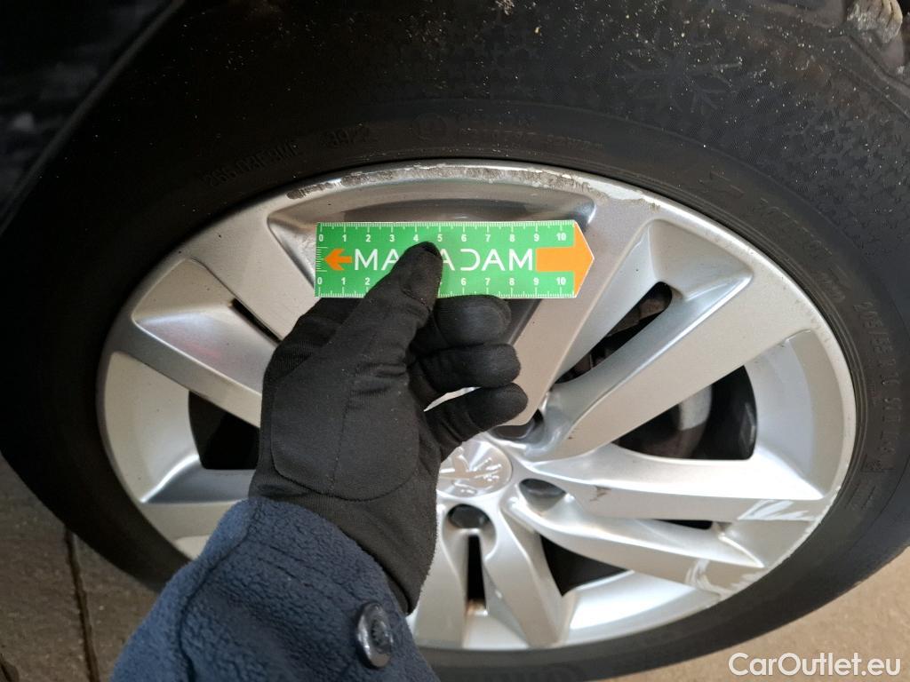  Peugeot  308  SW Active Business 1.5 HDi 130CV BVA8 E6d #18