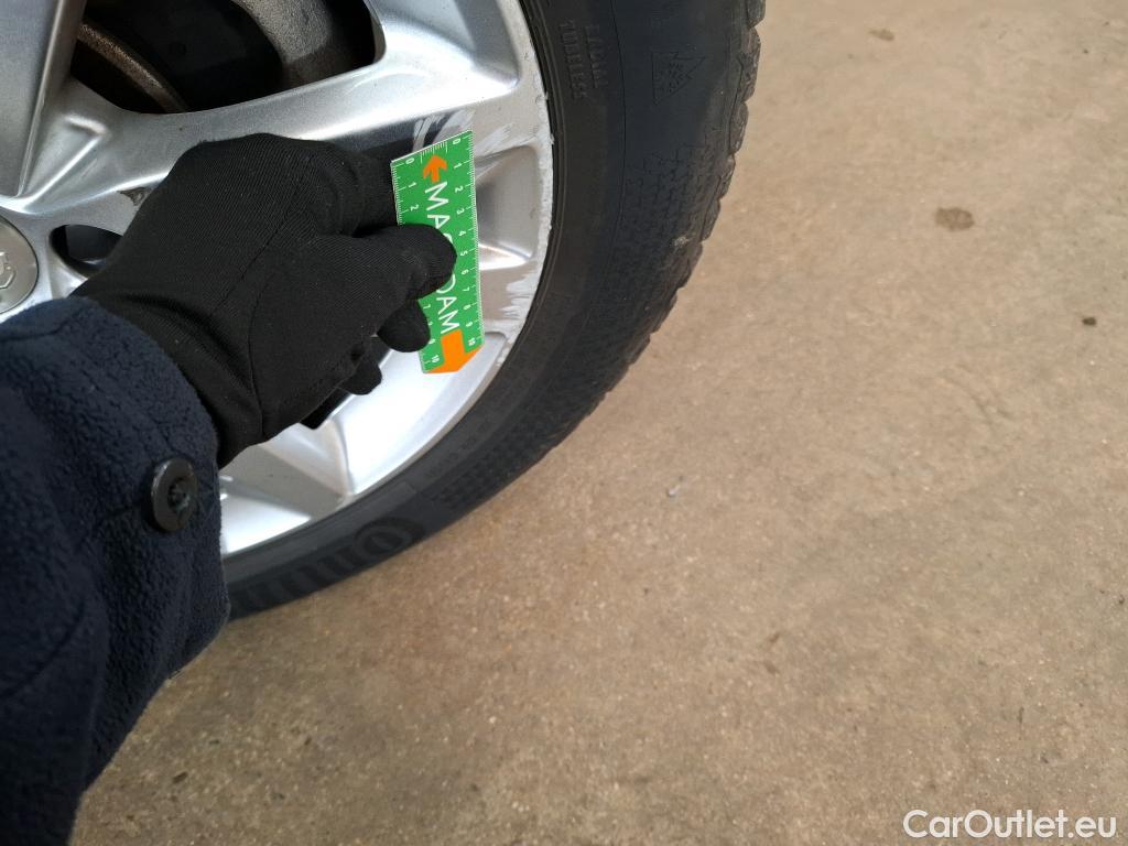  Peugeot  308  SW Active Business 1.5 HDi 130CV BVA8 E6d #19