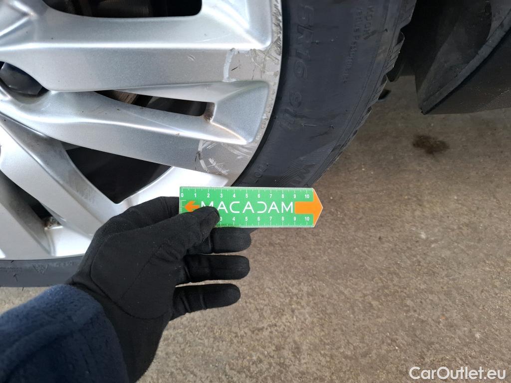  Peugeot  308  SW Active Business 1.5 HDi 130CV BVA8 E6d #24