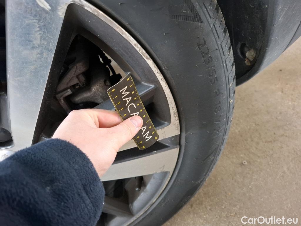  Peugeot  3008  II Allure Pack 1.5 HDi 130CV BVA8 E6d #18