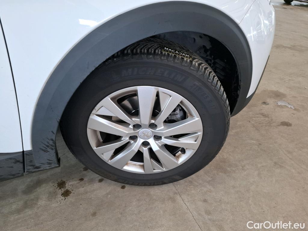  Peugeot  5008  Active Business 1.2 PureTech 130CV BVA8 7 Sieges E6dT #32