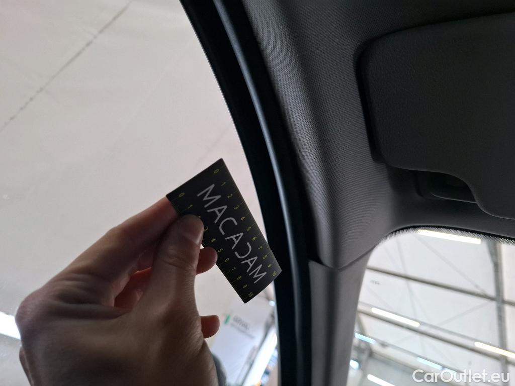  Bmw  Serie 1 BMW Série 1 / 2019 / 5P / Berline 116i DKG7 Business Design #5