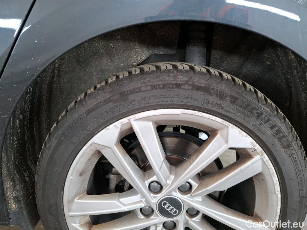  Audi  A3 AUDI  Sportback / 2020 / 5P / Berline 35 TFSI 150 Business Line #43