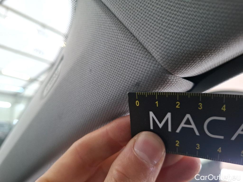  Bmw  Serie 1 BMW Série 1 / 2019 / 5P / Berline 116i DKG7 Business Design #8