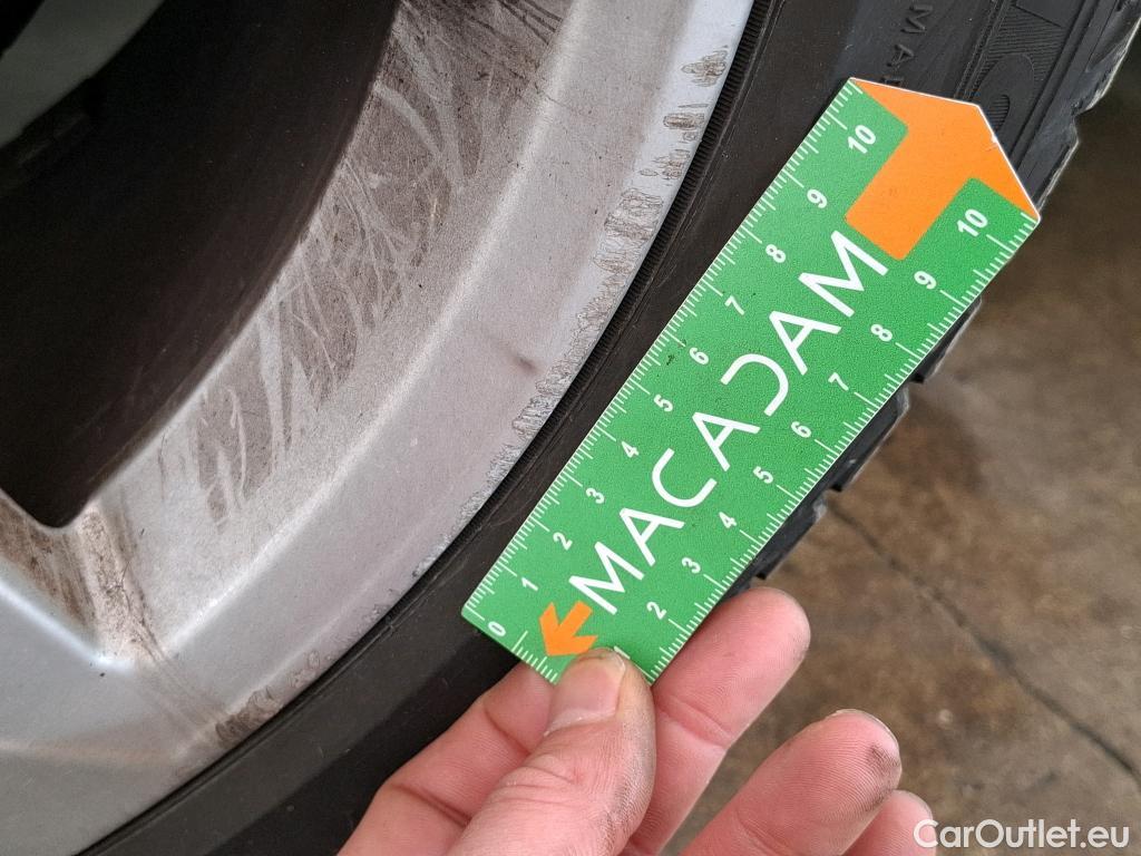  Audi  A3 AUDI  Sportback / 2020 / 5P / Berline 35 TFSI 150 Business Line #18