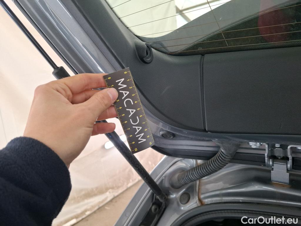  Bmw  Serie 1 BMW Série 1 / 2019 / 5P / Berline 116i DKG7 Business Design #17