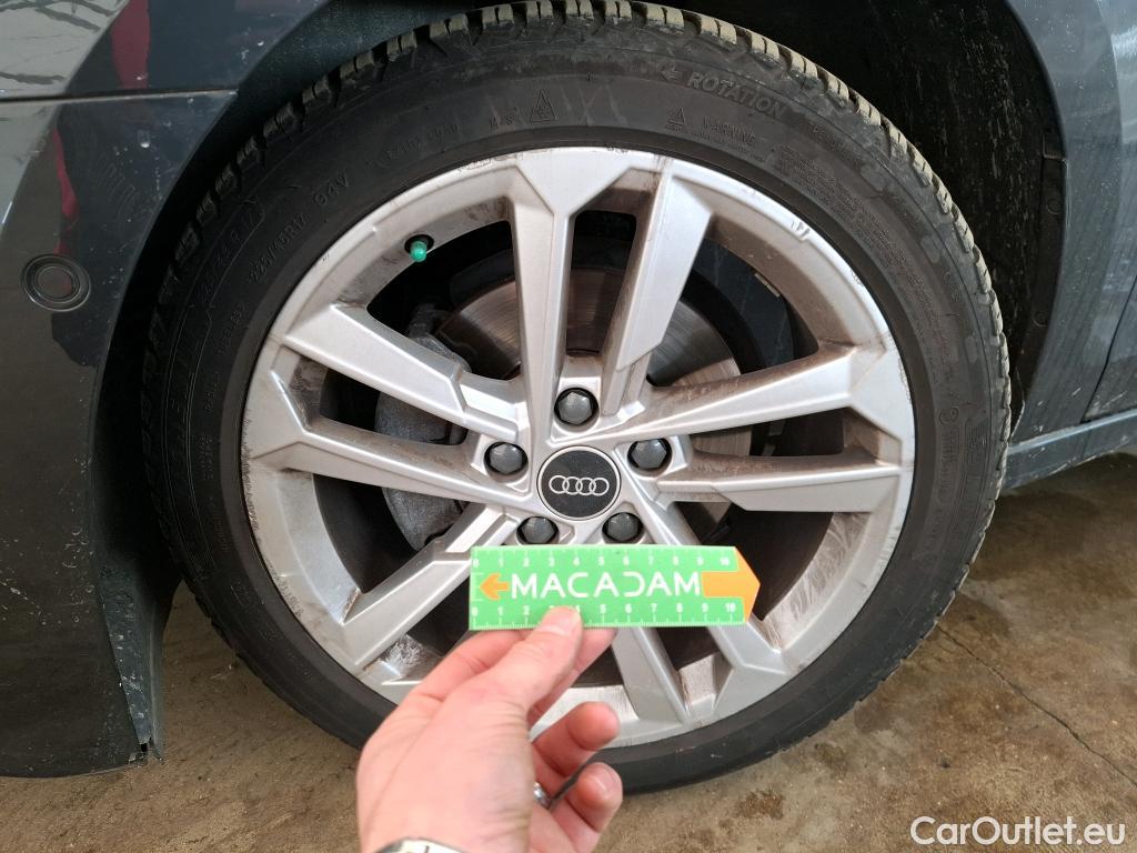  Audi  A3 AUDI  Sportback / 2020 / 5P / Berline 35 TFSI 150 Business Line #13